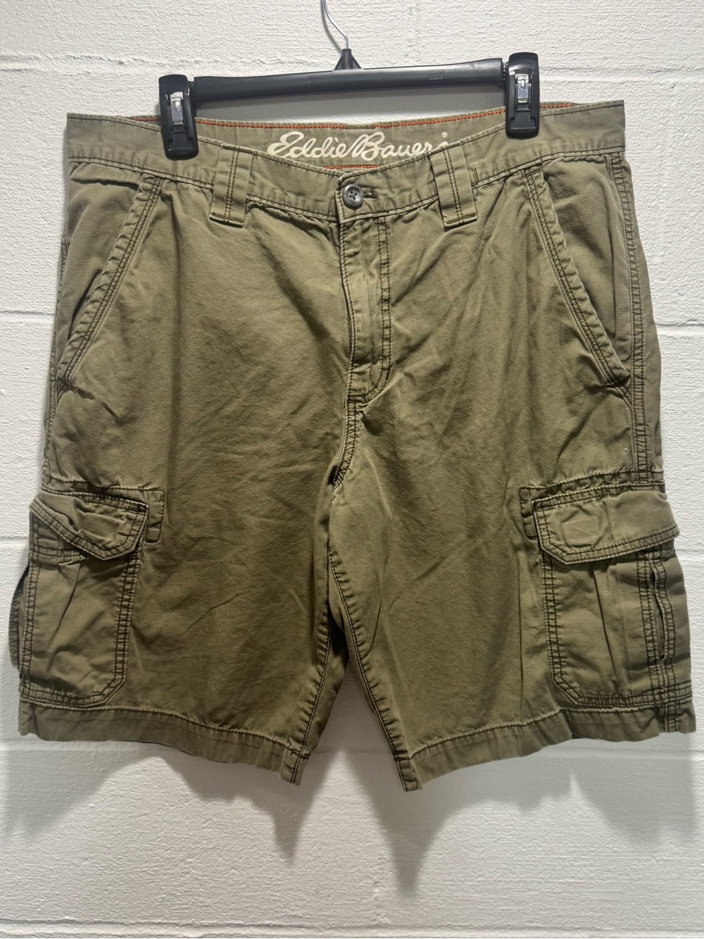 Eddie Bauer Men’s Olive Green Cargo Shorts Size 35